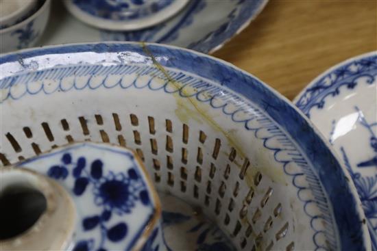 A group of Chinese export porcelain, Kangxi to Qianlong period